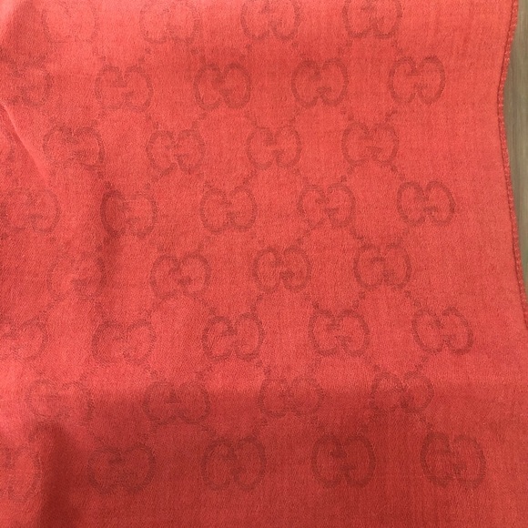 Gucci 362654 Wool Silk Blend Muffler Scarf - Picture 4 of 5